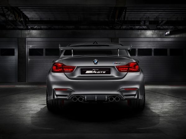 f3 8 Η απάντηση της BMW στη Giulia, λέγεται M4 GTS