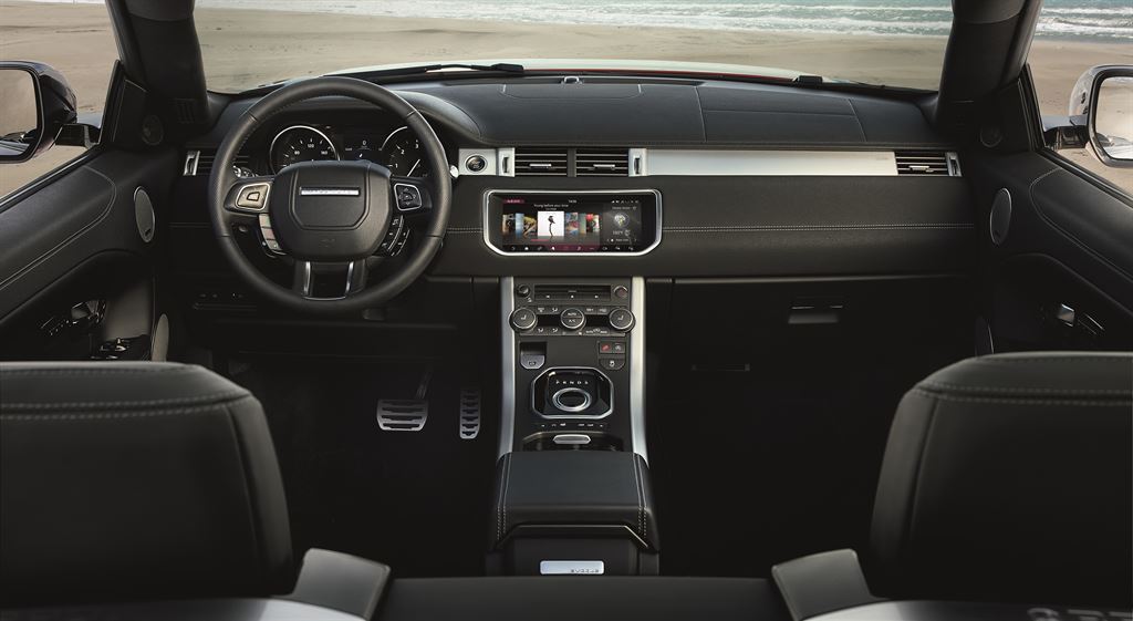 RR EVQ Convertible Interior 091115 07 LowRes Η επανάσταση των ανοιχτών SUV ξεκίνησε με το Range Rover Evoque Cabriolet