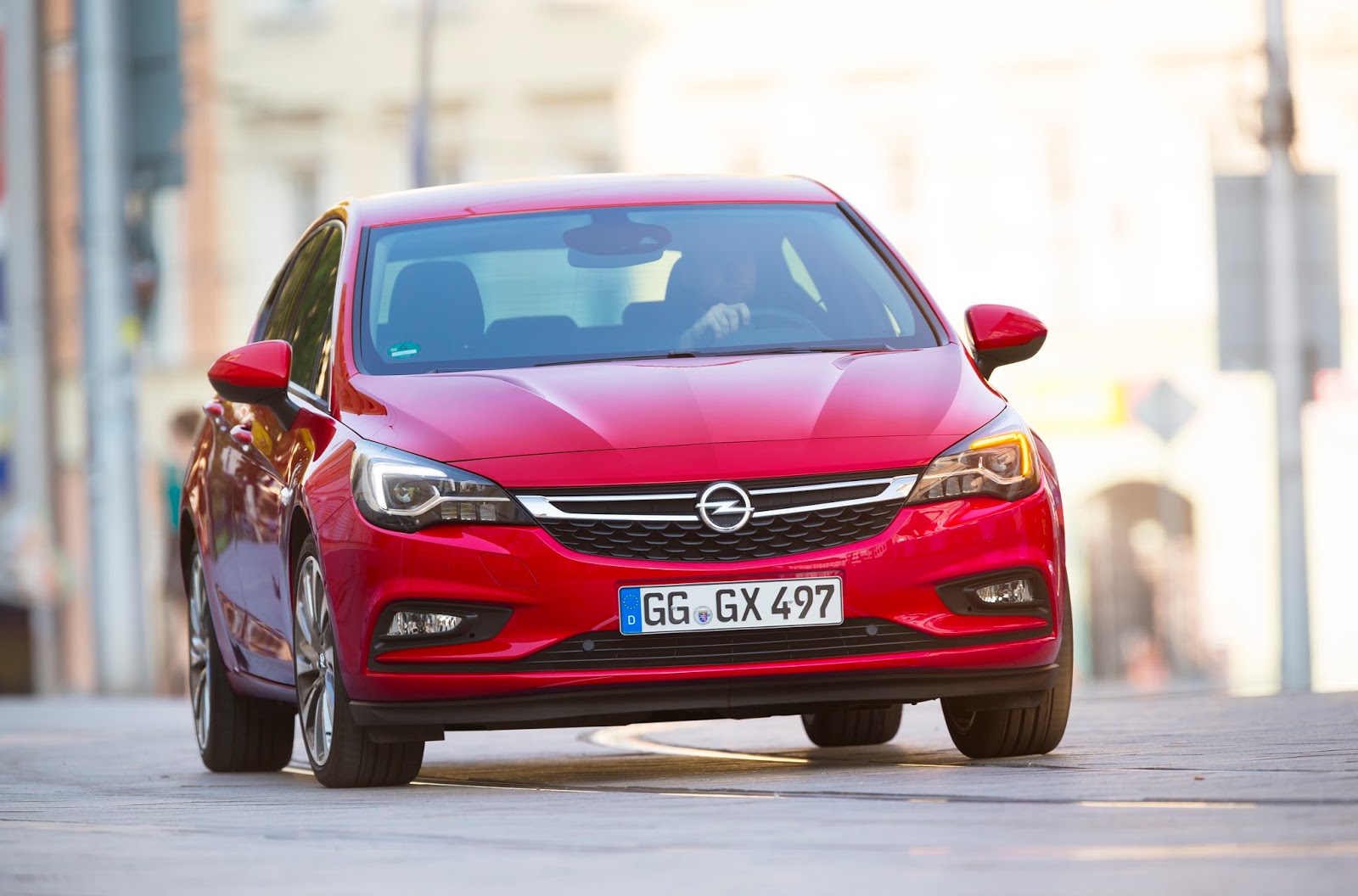 Opel Astra 297475 Tο Opel Astra κρατάει την αξία του