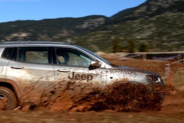 DSC 2552s Θέλεις να βουτήξεις στη λάσπη με ένα Jeep Compass;
