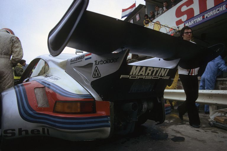 por6 Η πρώτη turbo αγωνιστική Porsche 911 βγαίνει στο σφυρί