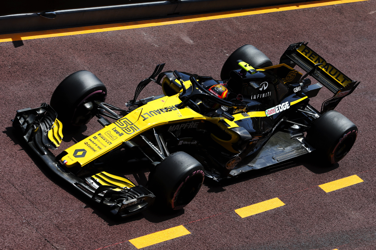 f12 Και η F1 της Renault στην Έκθεση Αυτοκινήτου!