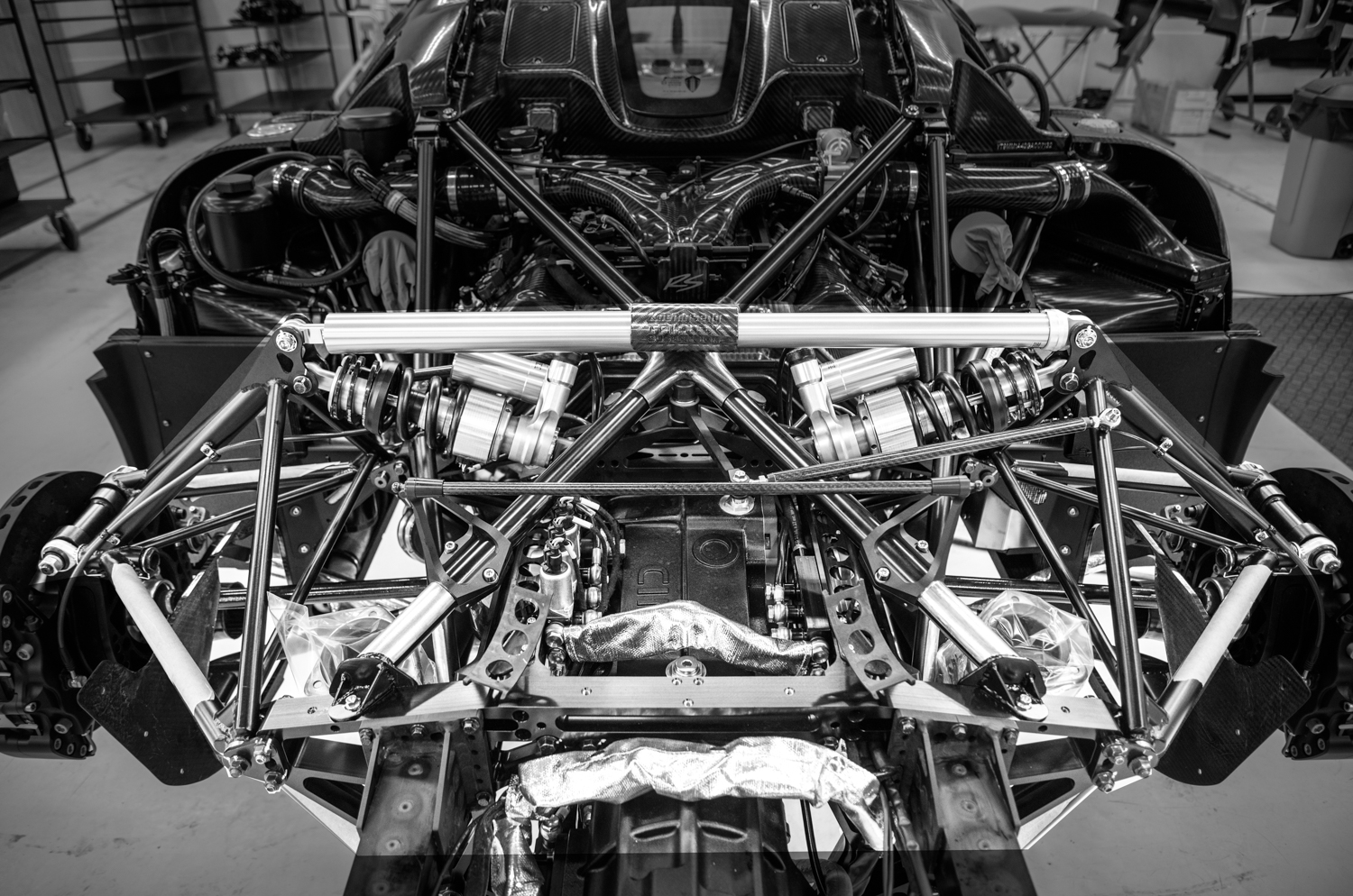susp2 Τι κάνει το Jesko τόσο σημαντικό για την Koenigsegg