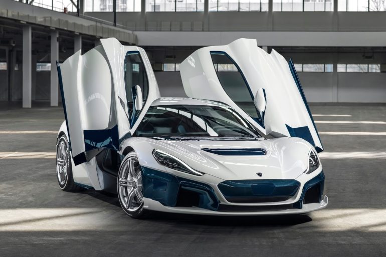 C TWO Day Exterior Front34 Rimac C Two. Η νέα φυλή στα hypercars, έρχεται με 1900 ίππους.