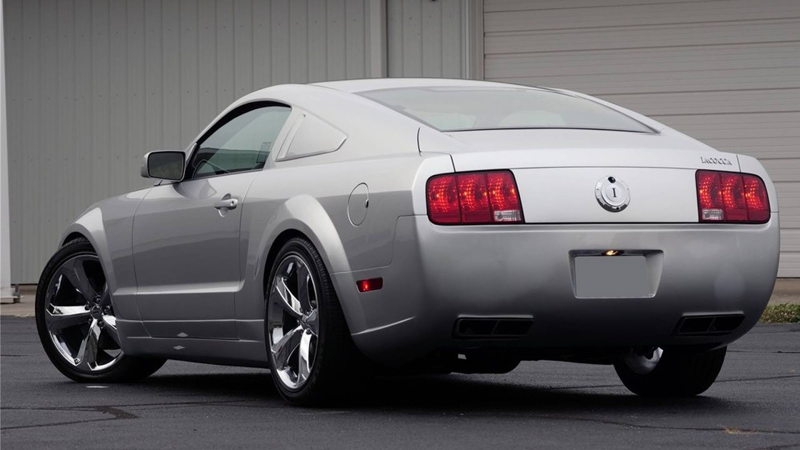 2009 ford mustang iacocca 45th anniversary edition2B3 Ο νονός της Mustang, Lee Iacocca, απεβίωσε στα 94 του