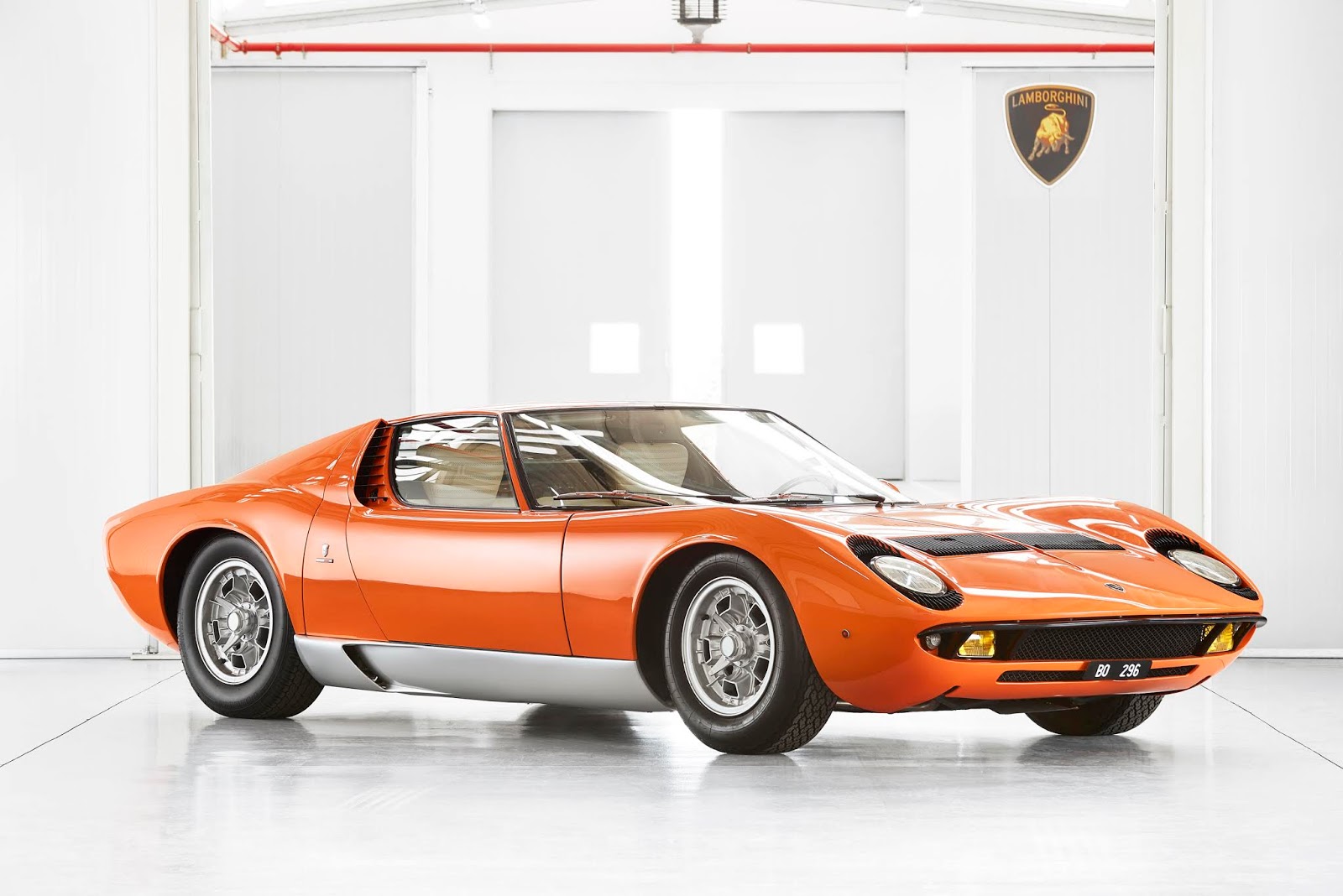 537535 Lamborghini Miura. Η γέννηση του supercar.