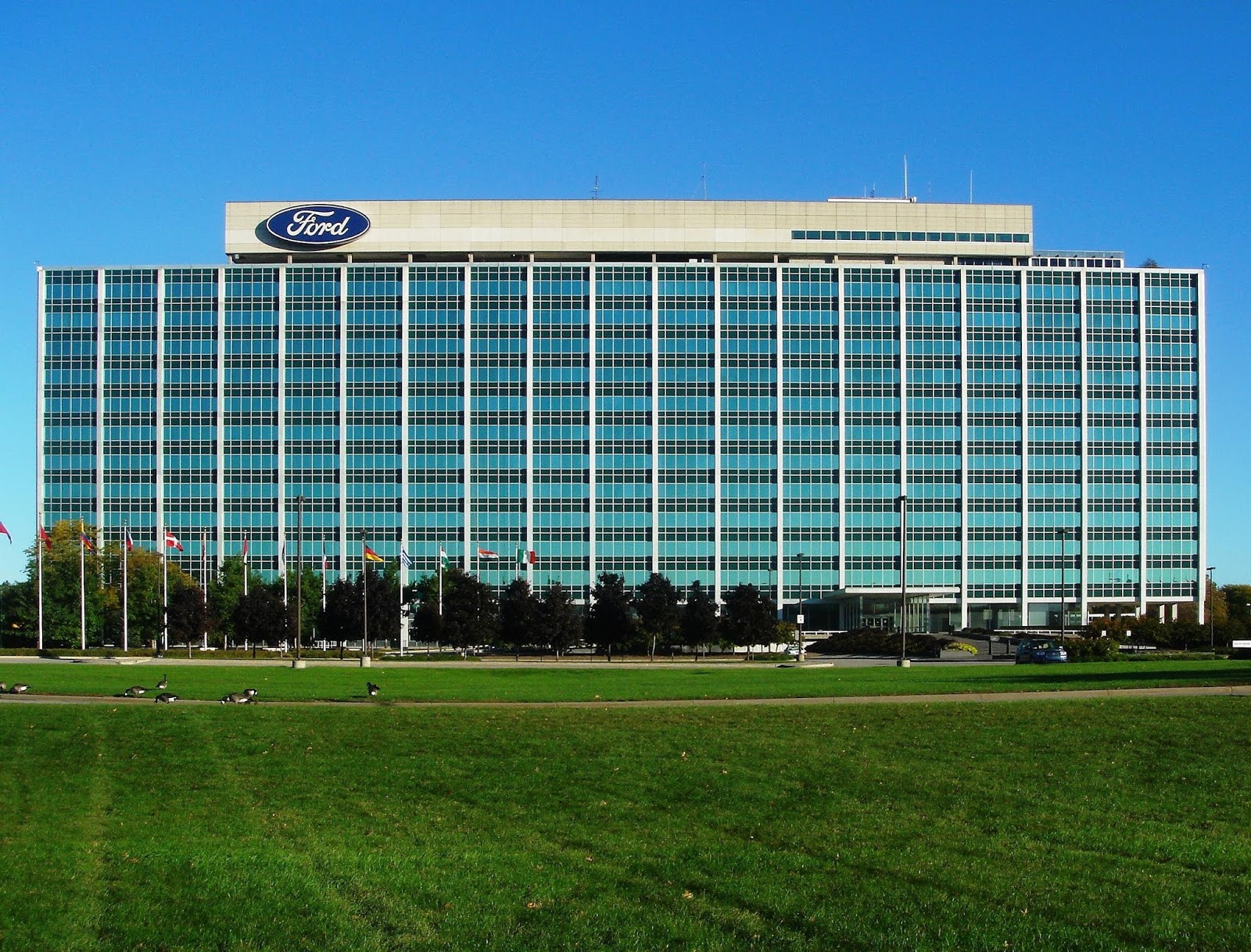 FordGlassHouse Το σχέδιο της Ford για την προστασία του περιβάλλοντος