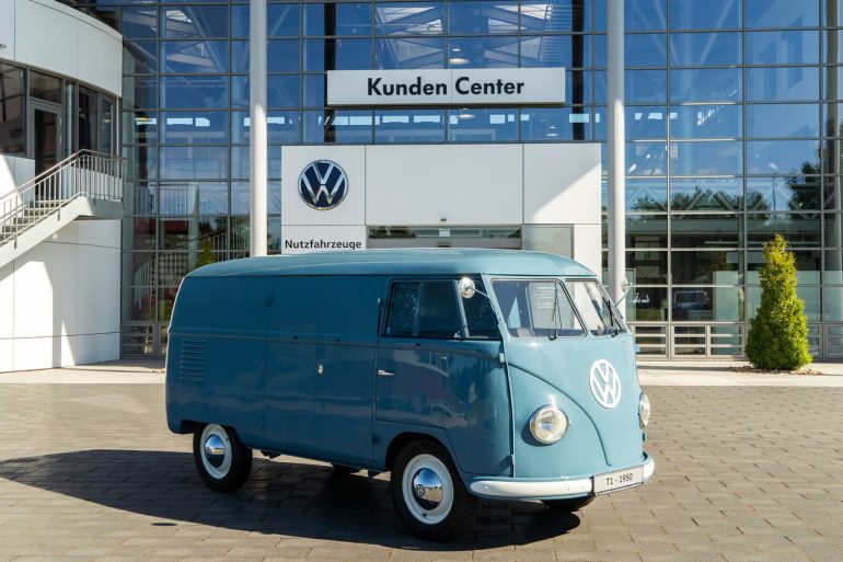 VOLKSWAGEN2BTRANSPORTER2BT12B 2BSOFIE 1 Seventieth birthday for the oldest Volkswagen Transporter