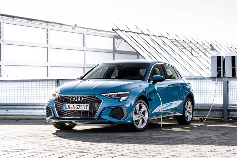 AUDI2BA32BSportback2B402BTFSI2Be 2 Nuova Audi A3 Sportback 40 TFSI e: ideale soprattutto per gli utenti aziendali