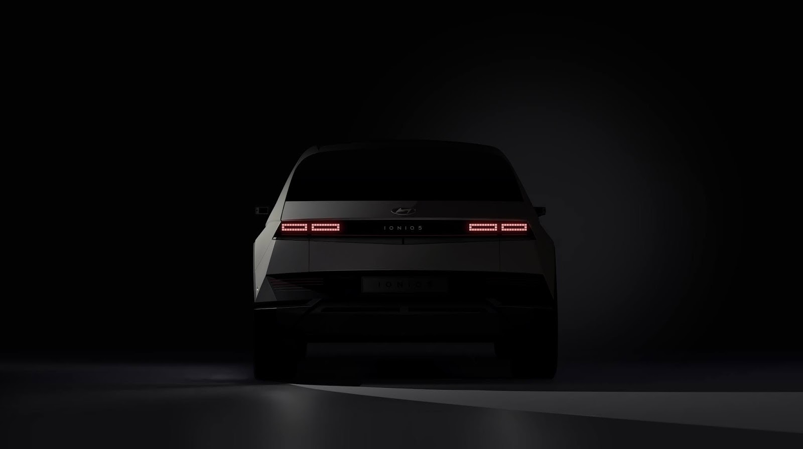 IONIQ5 Teaser Rear L IONIQ 5 : H Hyundai παρουσιάζει τη νέα εποχή ηλεκτροκίνησης