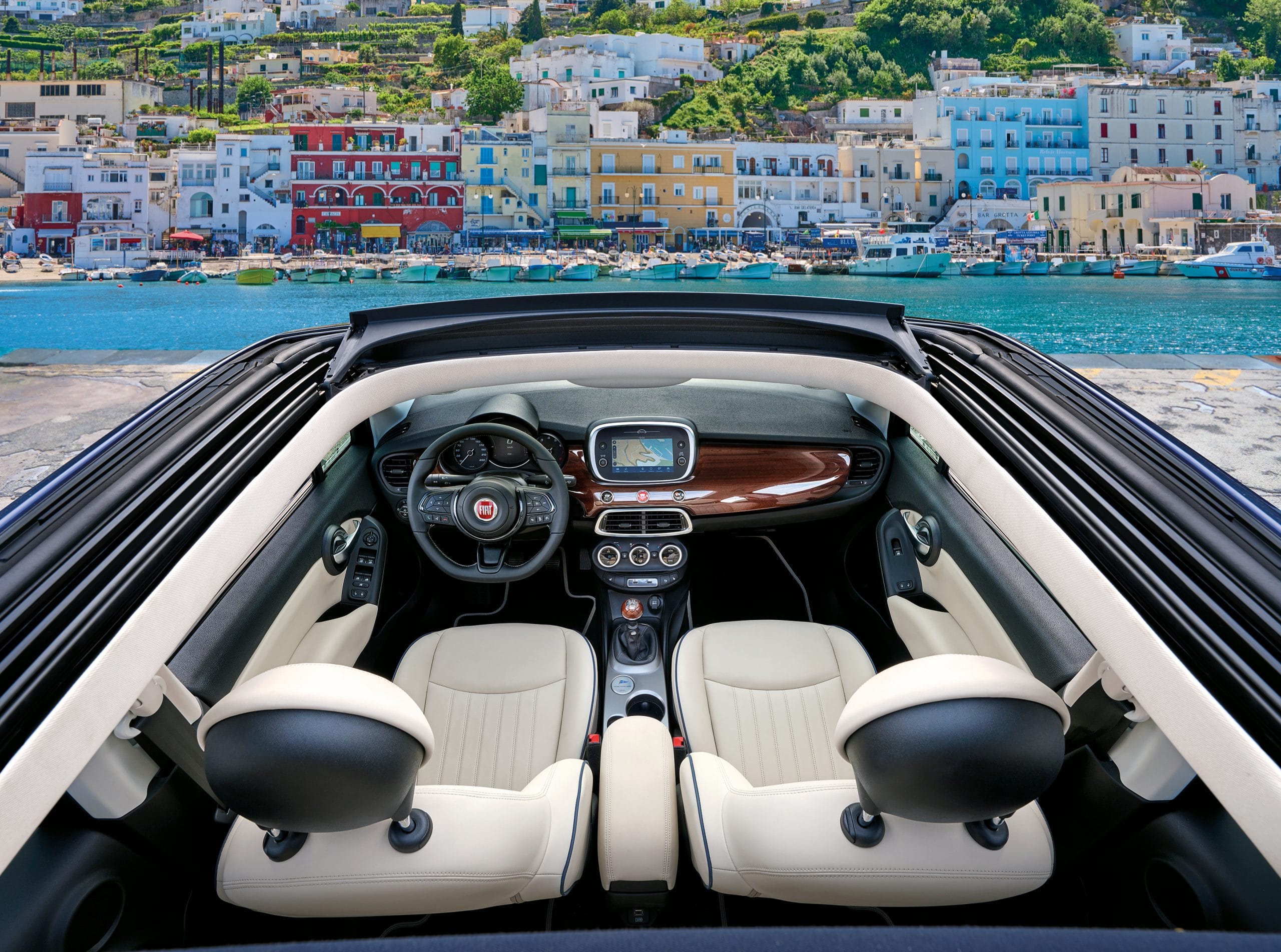 16 500X Yachting scaled 500Χ Yachting : H Fiat γιορτάζει το καλοκαίρι με την πιο ξεχωριστή έκδοση του 500