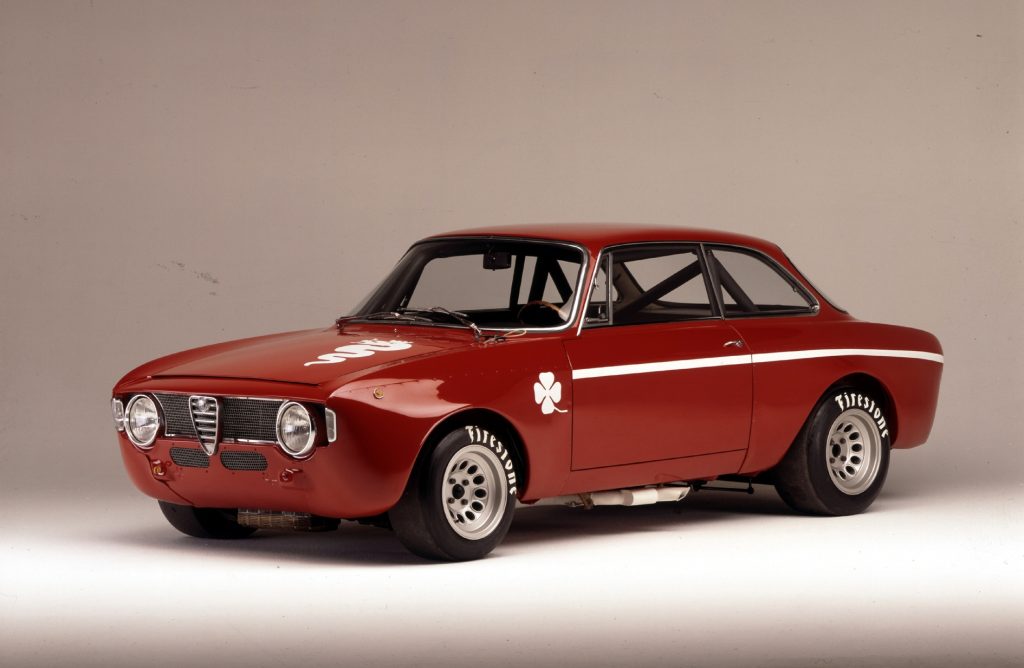 140623 gta1300junior1971 610cda923062a Giulia GTA και GTAm: Τα πιο "βαριά" ονόματα της Alfa Romeo
