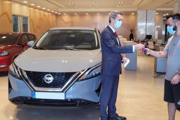 Qashqai handover 1 Ξεκίνησαν να παραδίδονται τα πρώτα νέα Nissan Qashqai στην Ελλάδα