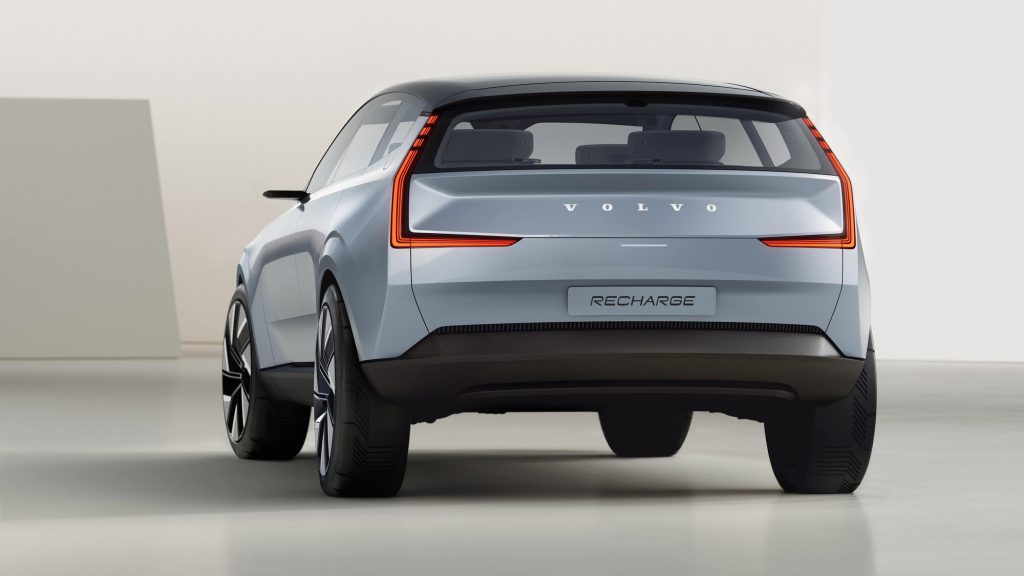 Volvo Concept Recharge rear Η Volvo ετοιμάζει μεσαίο crossover και gigafactory μπαταριών