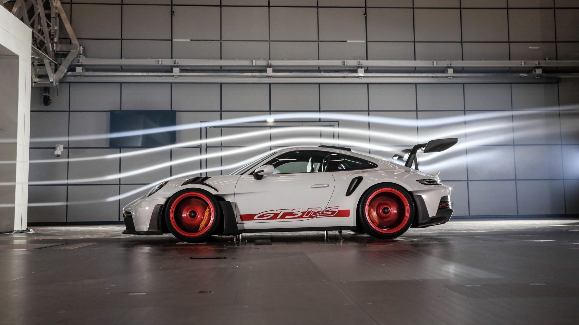img 10 Τι άλλαξε η Porsche στην νέα GT3 RS