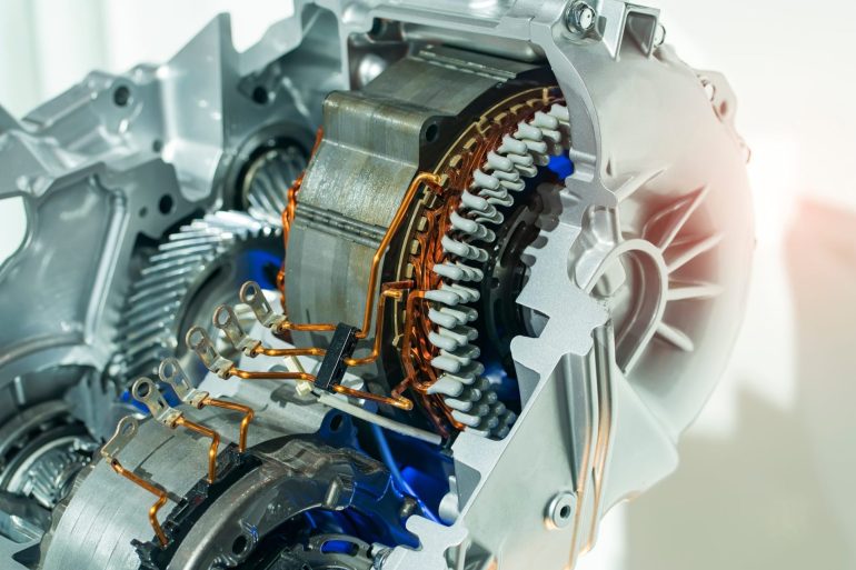 ev motor HEFT: Το ευρωπαϊκό εγχείρημα που αλλάζει το μέλλον των ηλεκτρικών αυτοκινήτων με έναν καινοτόμο κινητήρα