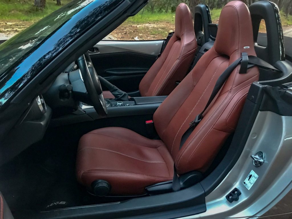 image00052 2 Οδηγούμε Mazda MX-5 SkyActiv-G 184hp 2.0: «Fun To Drive» στους ανοιχτούς ορίζοντες   