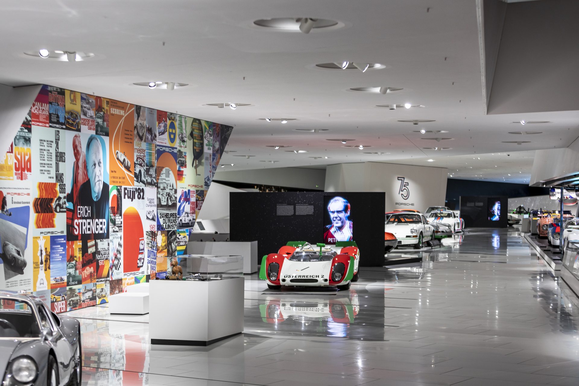 S23 1002 fine Porsche Museum: New special exhibition ‘75 Years of Porsche Sports Cars’