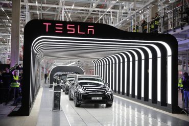 Tesla Tesla: Σε συνομιλίες για την κατασκευή εργοστασίου στην Ισπανία