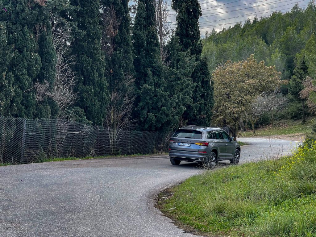 IMG 3718 Οδηγούμε Škoda Kodiaq 2.0 TDI 150hp Sportline: Εστιάζει στις ανάγκες του οικογενειάρχη