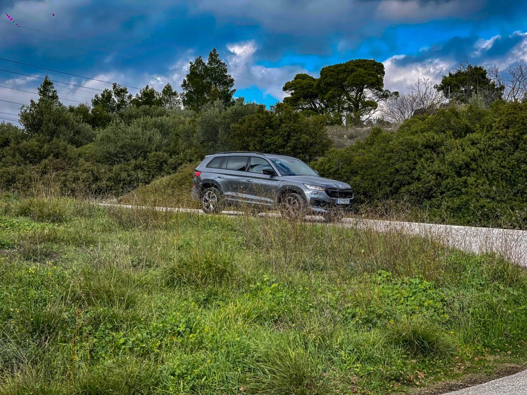 IMG 3722 Οδηγούμε Škoda Kodiaq 2.0 TDI 150hp Sportline: Εστιάζει στις ανάγκες του οικογενειάρχη