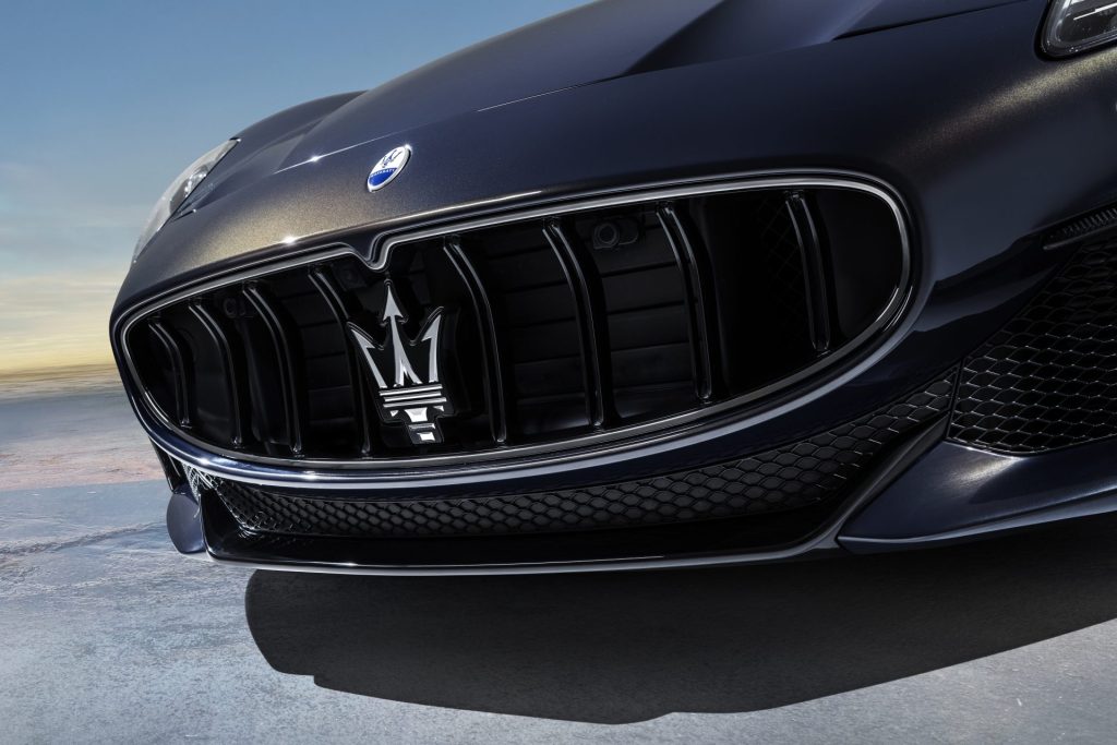 23344 MaseratiGranCabrioTrofeo Επίσημο: Αυτή είναι η νέα σαγηνευτική Maserati GranCabrio