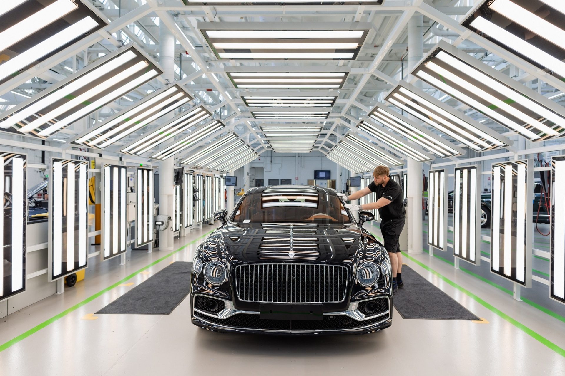 Bentley Most Admired photo2 Η Bentley ανακηρύχθηκε ως ο πιο εμβληματικός κατασκευαστής αυτοκινήτων της Βρετανίας για δεύτερη συνεχή χρονιά