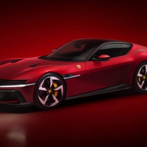 New Ferrari V12 ext 02 red media c4d368cb ec69 48f4 942a 0e88a46d54ef Ferrari 12Cilindri