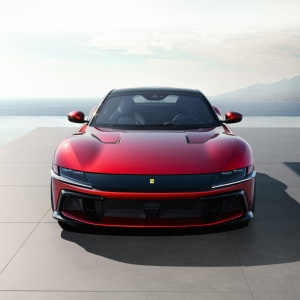 New Ferrari V12 ext 05 Design red media 0dcd1f0c 6d64 499b a0df 420d77c96aaf Ferrari 12Cilindri