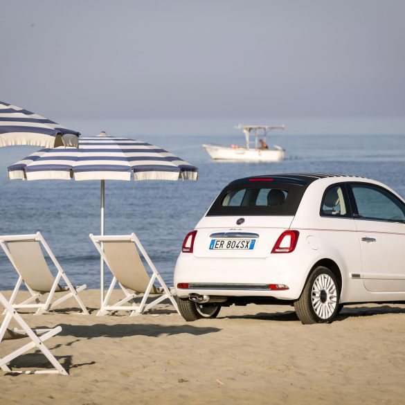 190704 Fiat 500 Dolcevita 08 La FIAT 500 Hybrid avec un financement sans intérêt et une remise de 1 200 €.