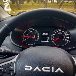 IMG 5285 Οδηγούμε Dacia Jogger 1.0 TCe ECO-G 100 (91/101 Hp) LPG 7 Seat: Πιστό στην αποστολή του
