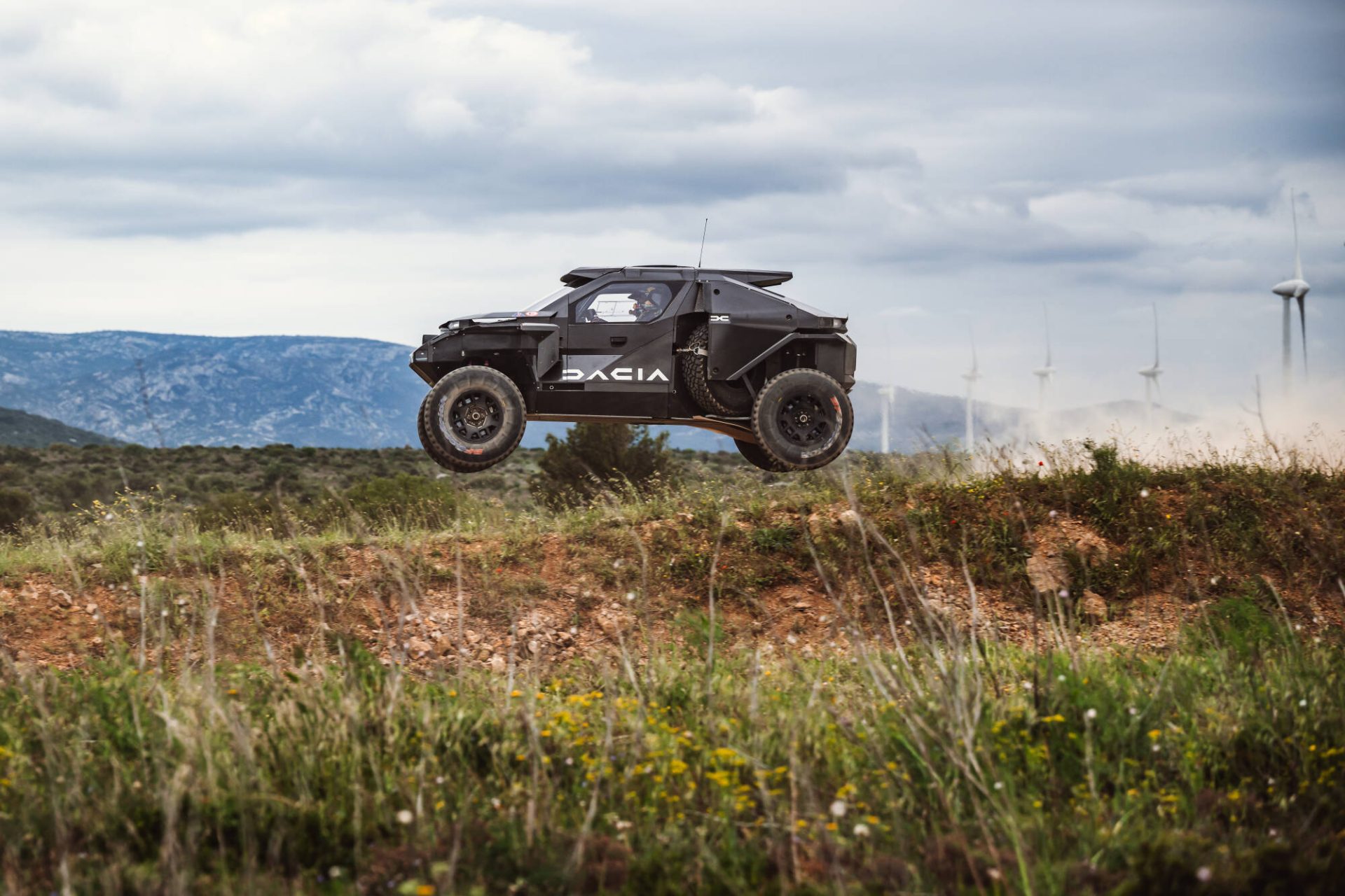 Sandrider Tests at Chateau De Lastours 3 The Dacia Sandriders : Στο δρόμο προς το Dakar