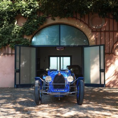 01 BUGATTI T35 100-jähriges Jubiläum Bugatti Typ 35: Eine zeitlose Inspiration