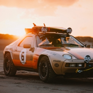 img 16 La Porsche 928 che divenne il veicolo da surf per eccellenza: la storia della 928 Surfari