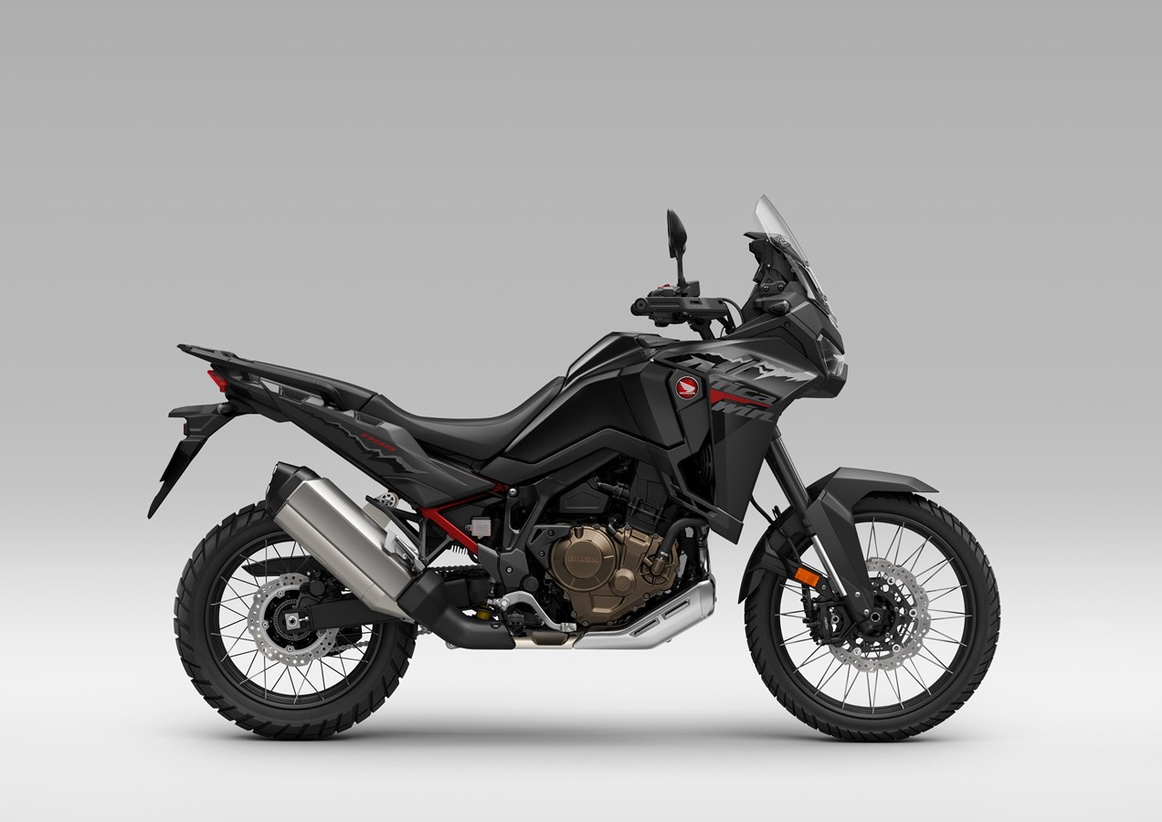 483897 Bold new graphics and colour options for 25YM Honda CRF1100L Africa Twin Ανανεωμένη εμφάνιση για την Africa Twin
