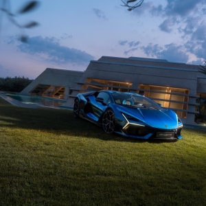 654460 Lamborghini Revuelto Opera Unica: Εμπνευσμένη από τη θάλασσα της Σαρδηνίας