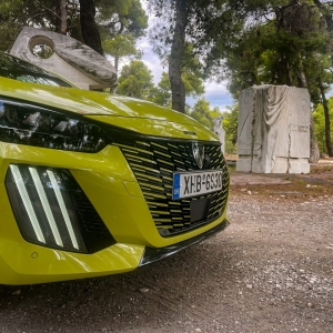 IMG 6448 Οδηγούμε Peugeot 208 Facelift Hybrid GT 100 HP: Το απαραίτητο