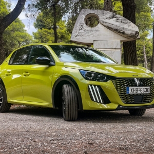 IMG 6454 Οδηγούμε Peugeot 208 Facelift Hybrid GT 100 HP: Το απαραίτητο