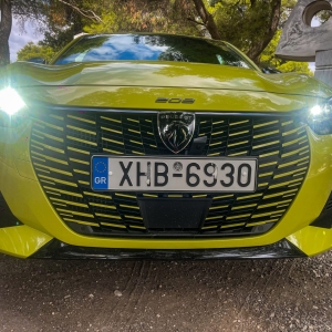 IMG 6496 Οδηγούμε Peugeot 208 Facelift Hybrid GT 100 HP: Το απαραίτητο