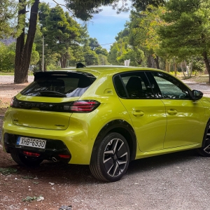 IMG 6498 Οδηγούμε Peugeot 208 Facelift Hybrid GT 100 HP: Το απαραίτητο