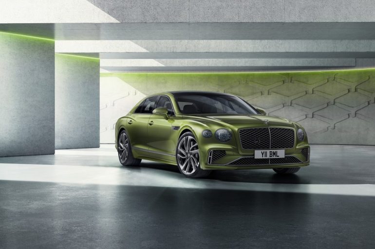 Nuova Flying Spur foto4 Ufficiale: Ecco la nuova Flying Spur - La Bentley a quattro porte più potente mai costruita